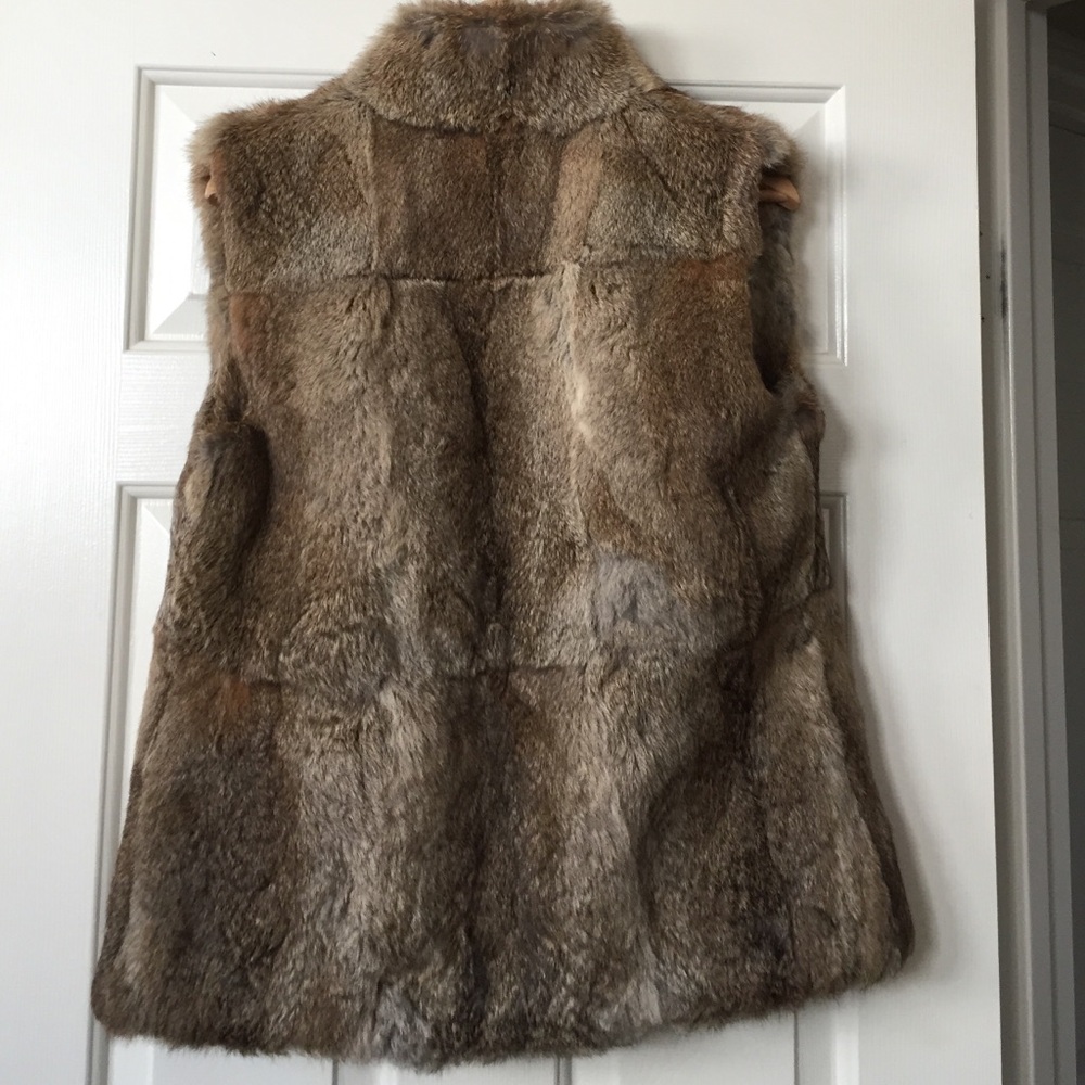 Express Rabbit Fur Vest Size Medium - Picture 4 of 4